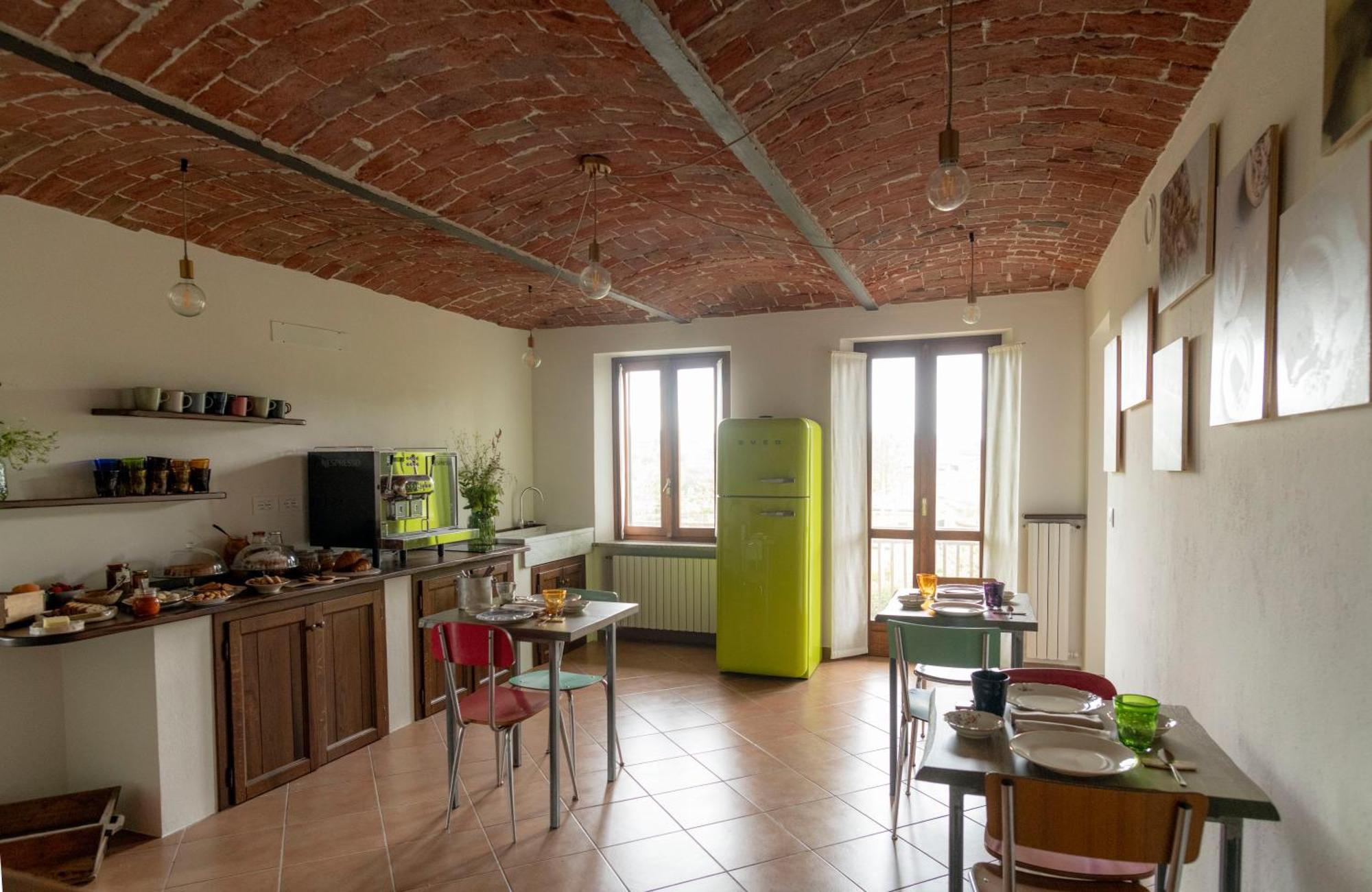 Ca' Nadin Agriturismo San Damiano dʼAsti Eksteriør billede
