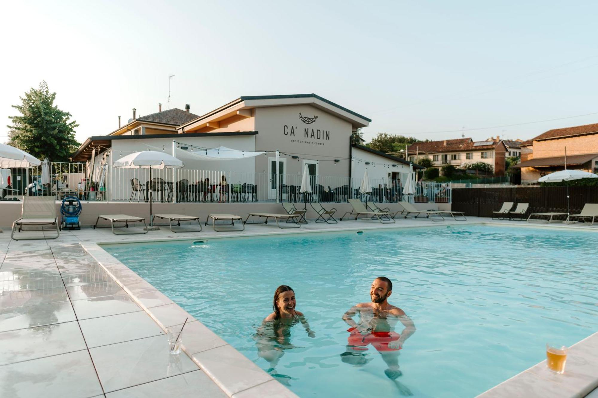 Ca' Nadin Agriturismo San Damiano dʼAsti Eksteriør billede
